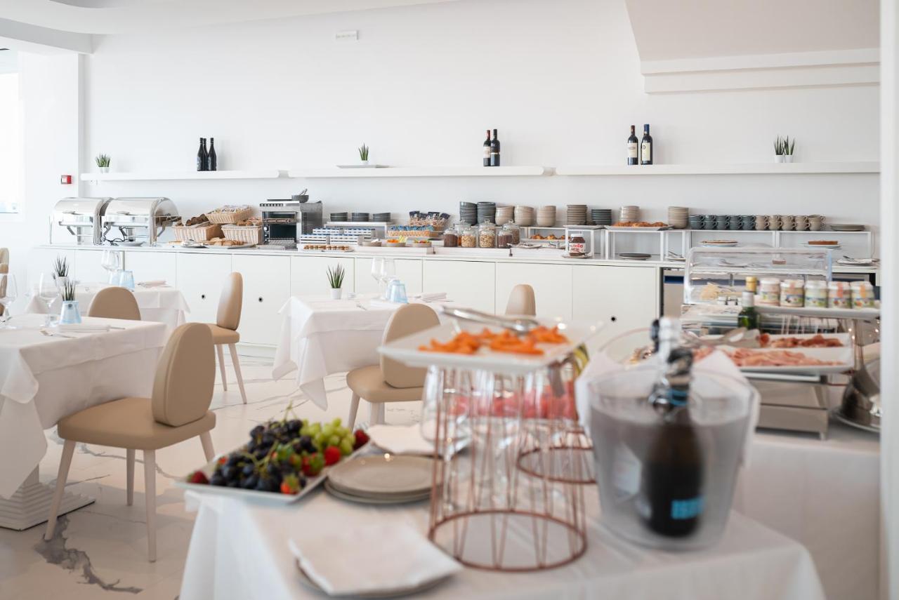 Unico Hotel Каорле Екстер'єр фото